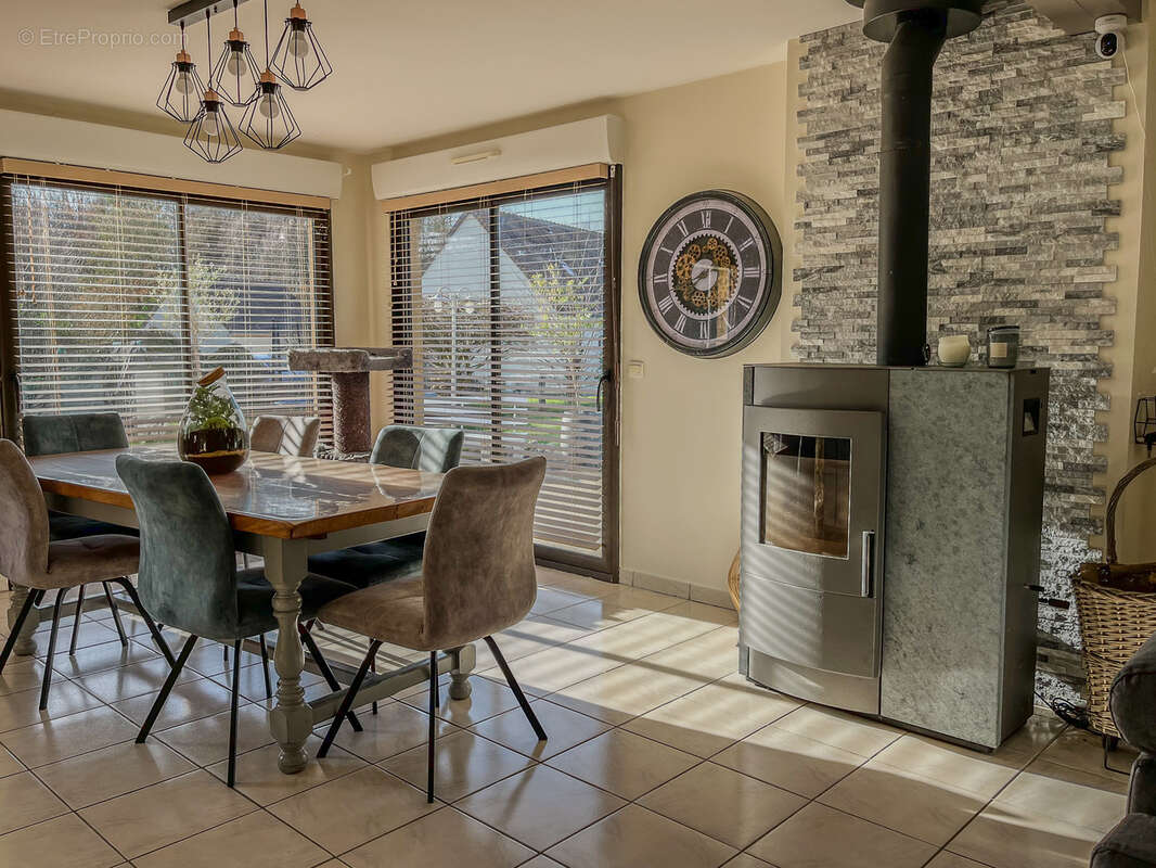 Maison à SAINT-MARS-DE-LOCQUENAY