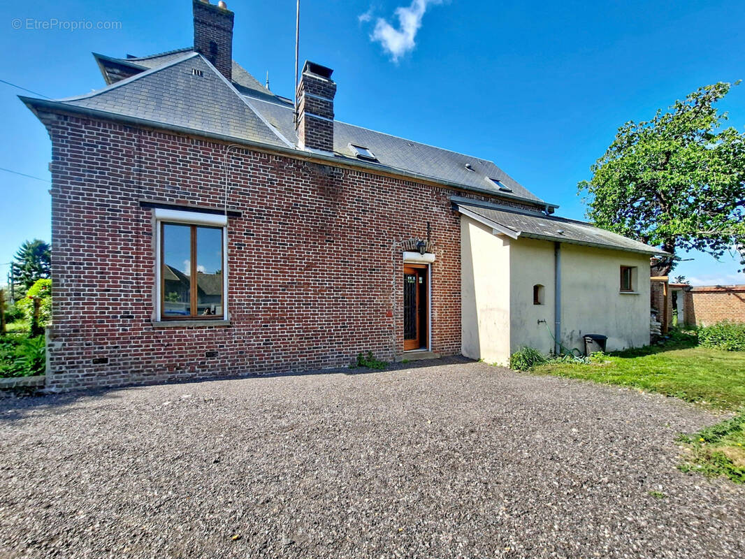 Maison à ETREPAGNY