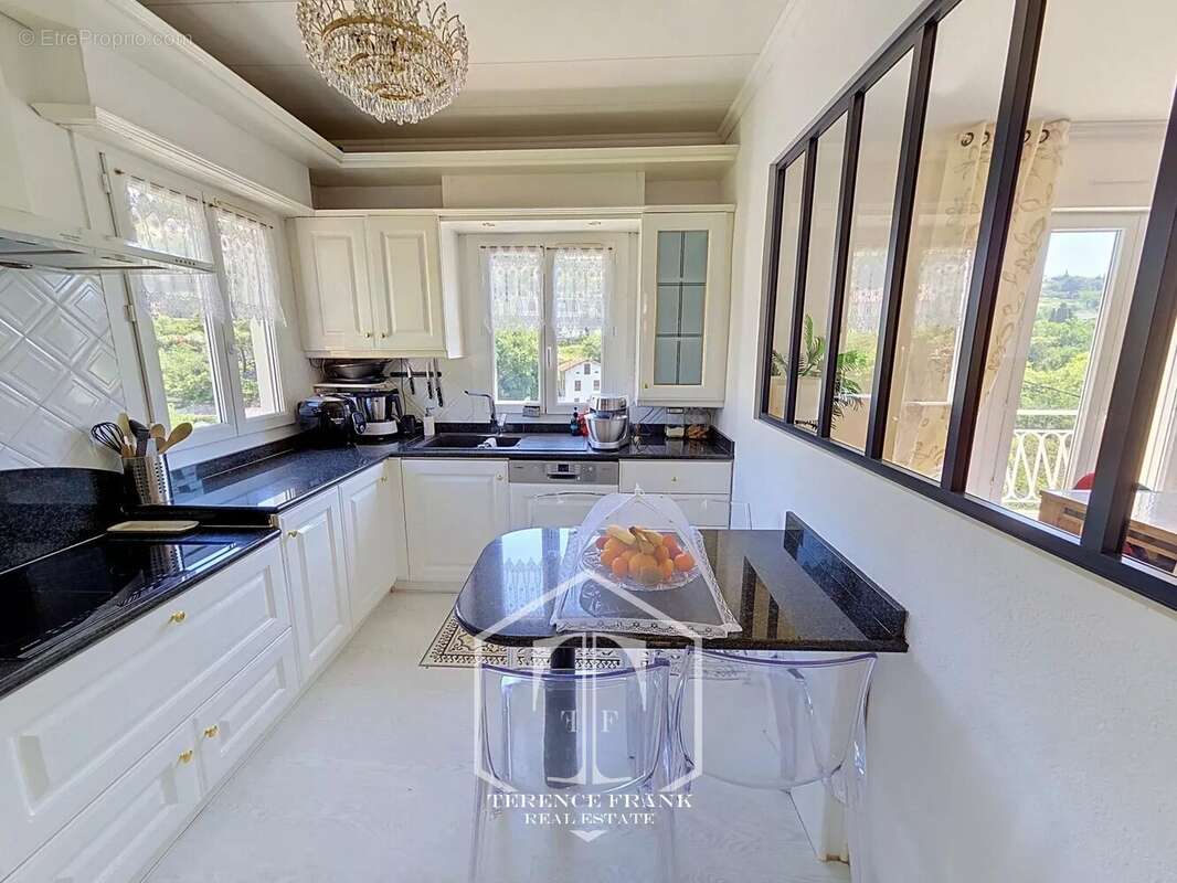 Appartement à ASPREMONT