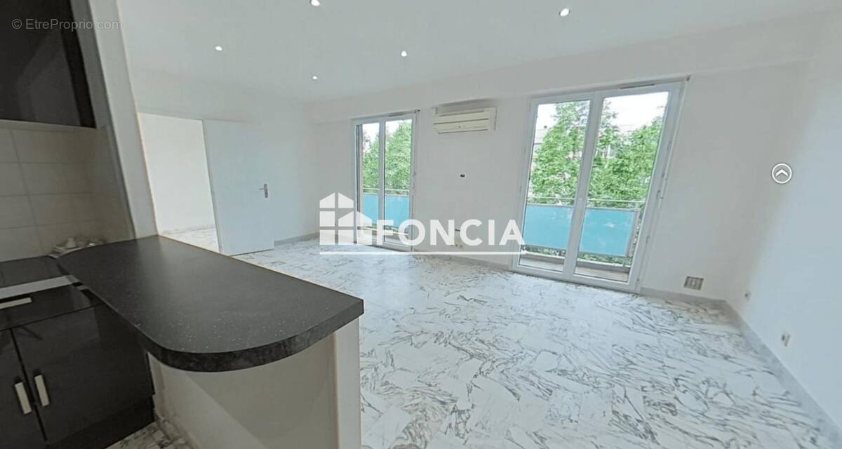 Appartement à DRAGUIGNAN