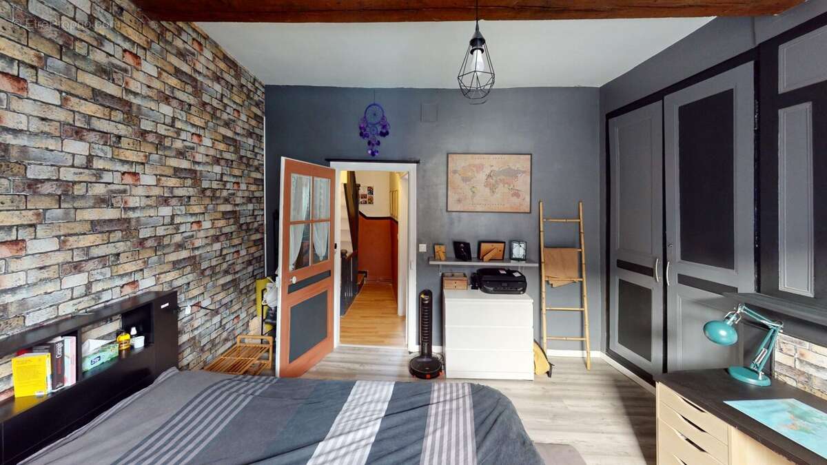 Chambre 1 - Maison à AMIENS