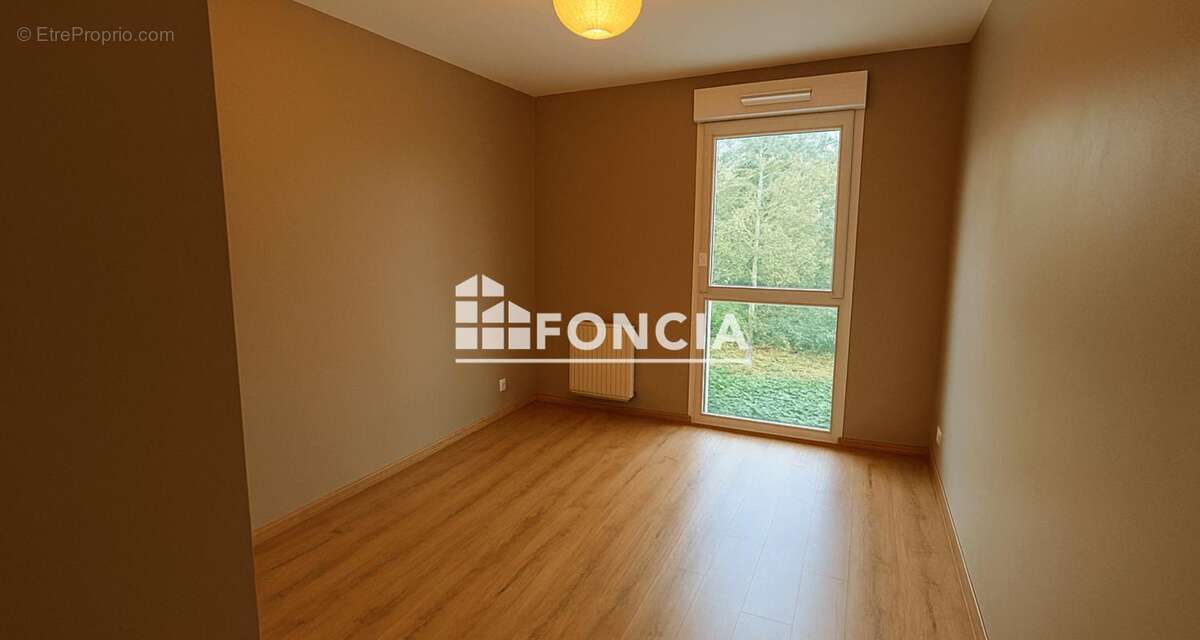 Appartement à DECINES-CHARPIEU