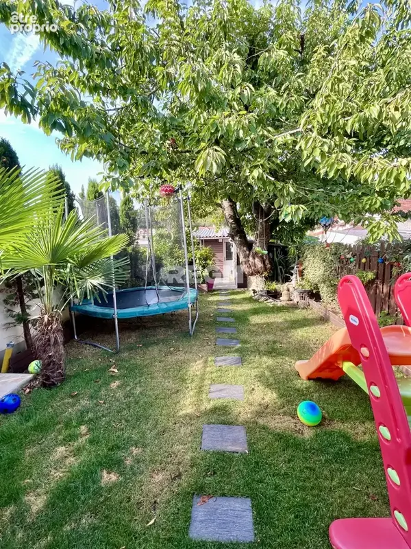 Maison meulière bien entretenue, sous-sol total, double garage, jardin - photo 2