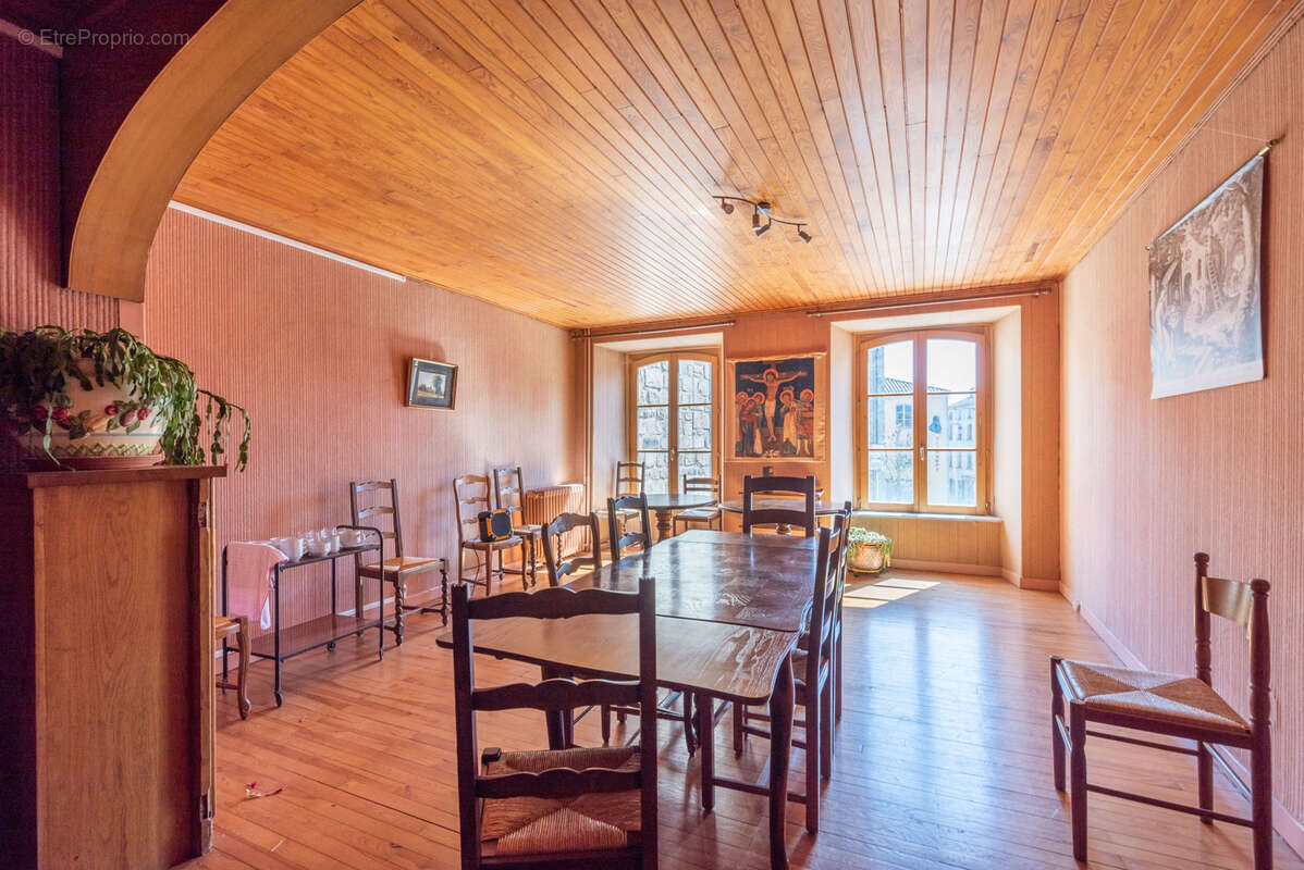 Maison à LA CHAISE-DIEU