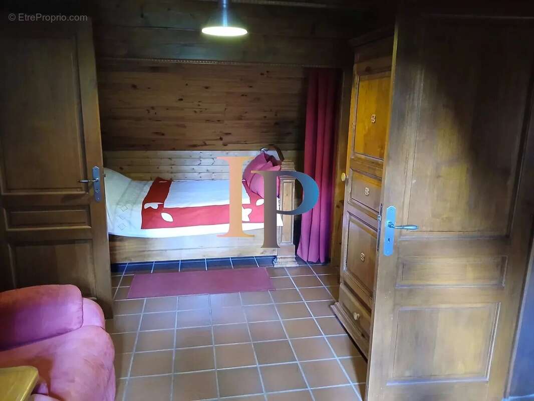 Maison à LA CLAYETTE