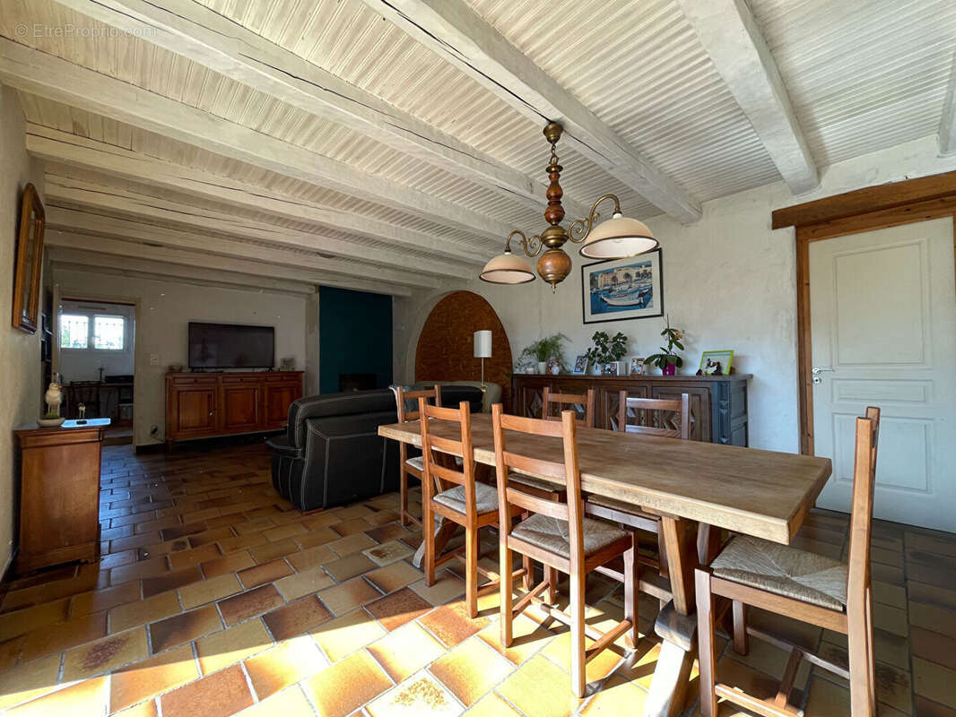 Maison à LA BREE-LES-BAINS