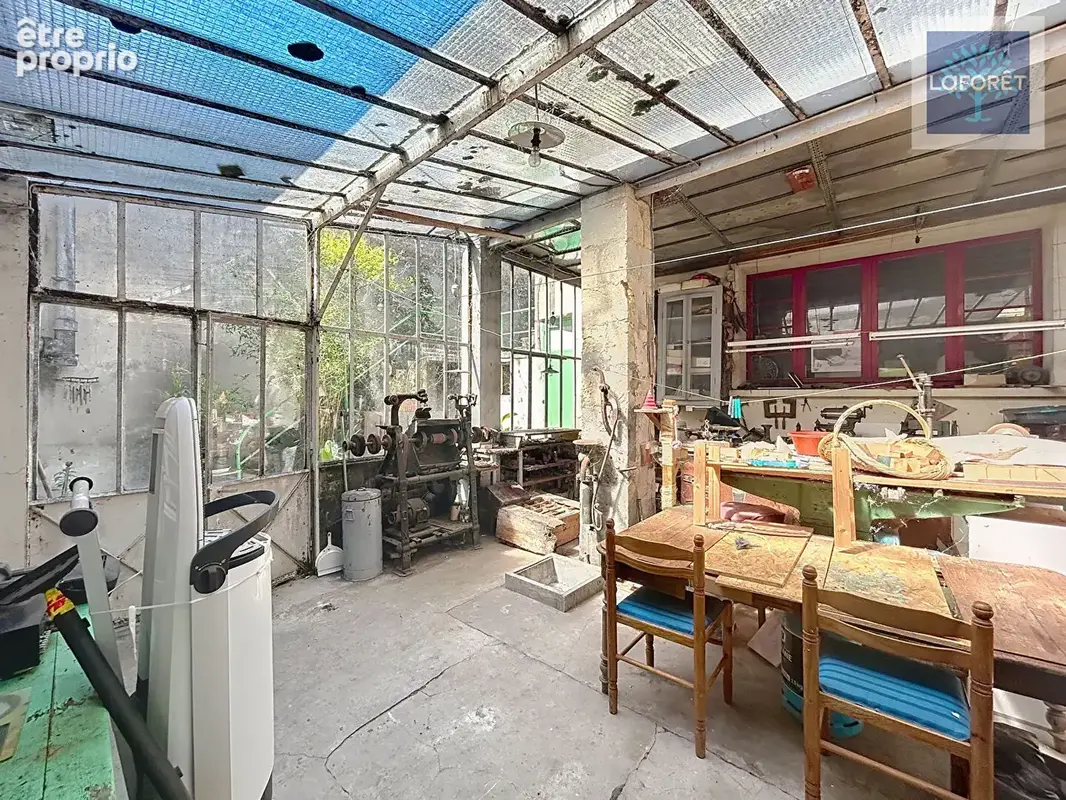 Immeuble avec local commercial et 5 chambres - photo 9