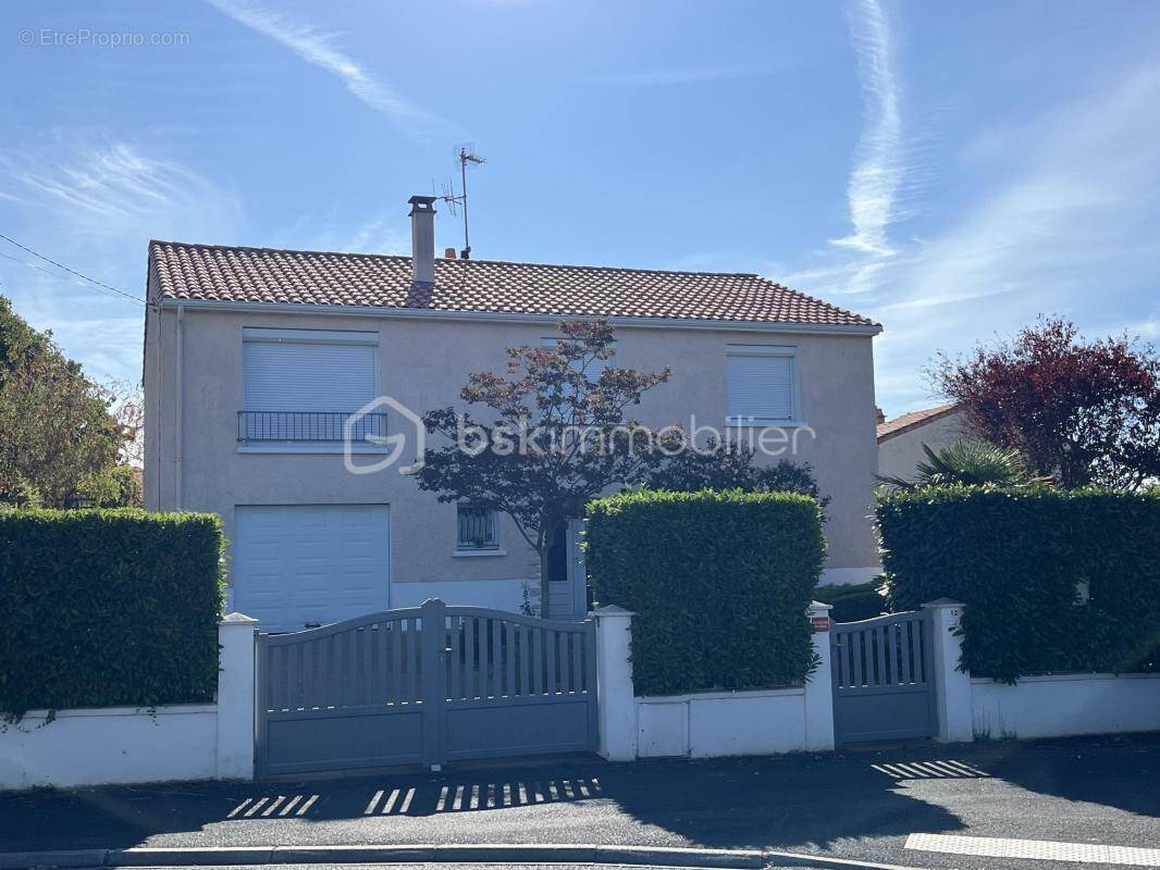 Maison à AIFFRES