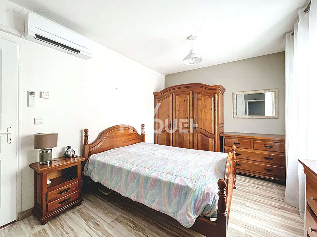 Maison à L'HAY-LES-ROSES