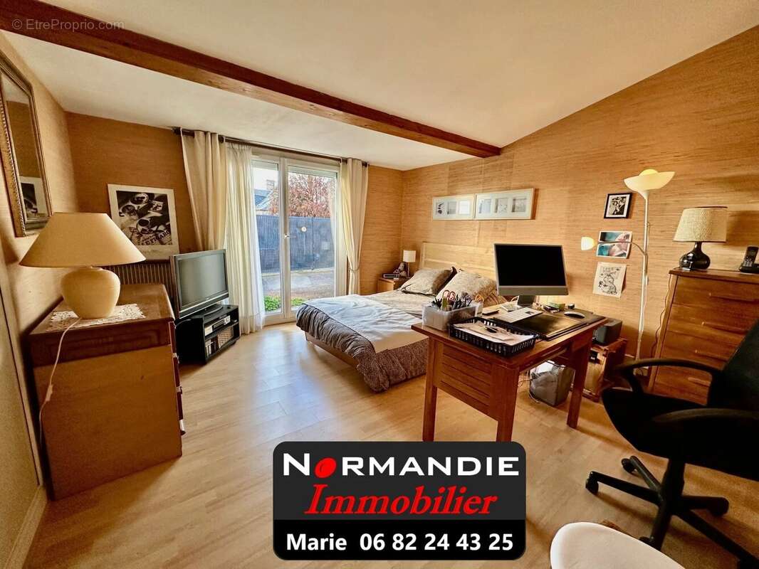 Maison à NOTRE-DAME-DE-GRAVENCHON