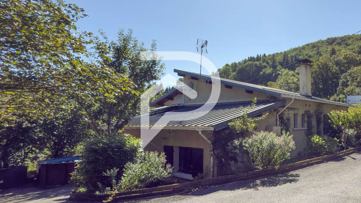 Maison à ESPERAUSSES