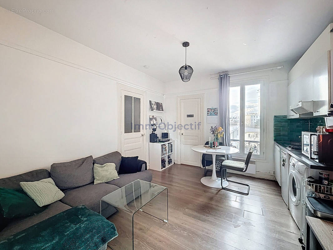 Appartement à PARIS-12E
