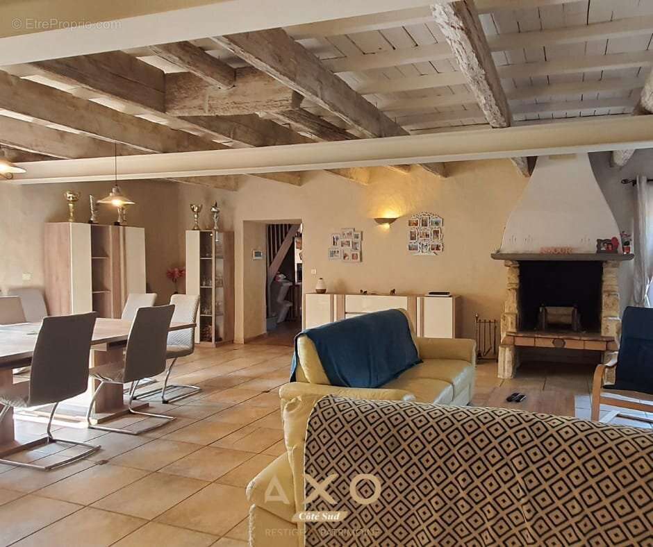 Ledenon - mas provençal d'exception - 1 000 m² habitables - parcelle 2 hectares - piscine - 2 mas indépendants - 7 suites + appa - photo 5