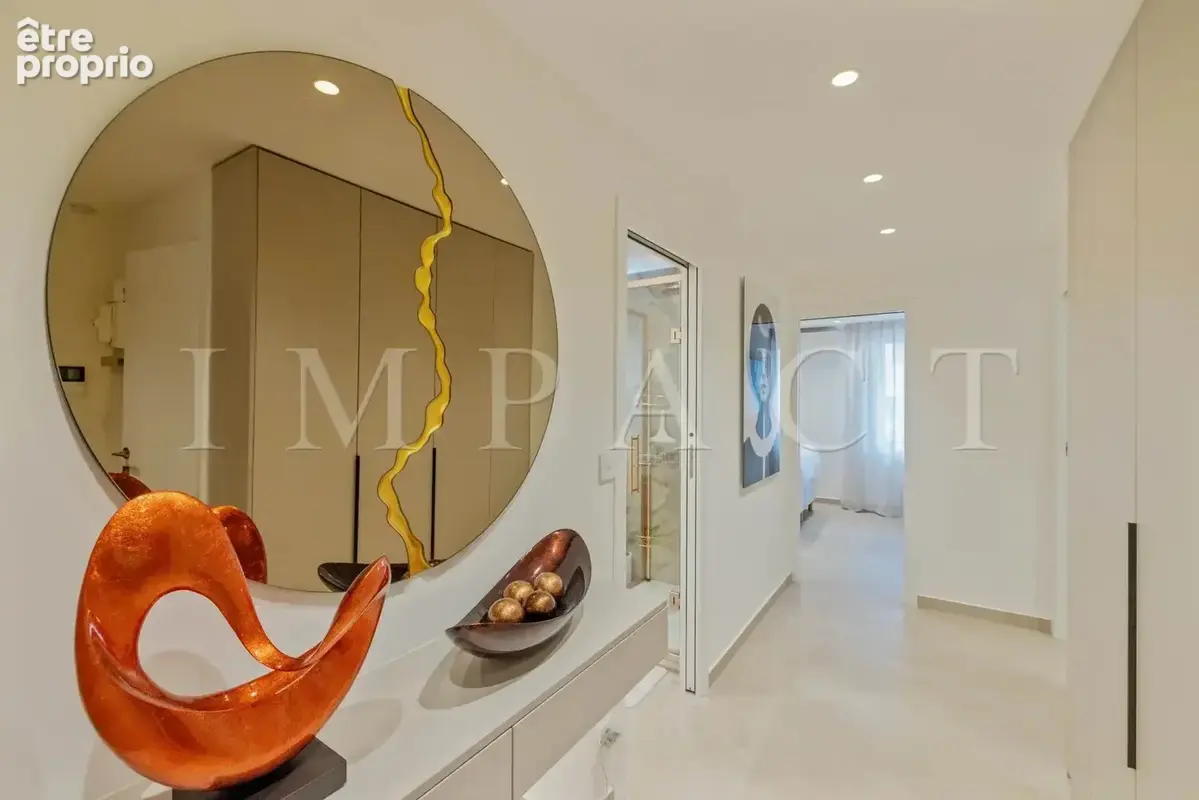 Exclusivité - Cannes proche Croisette Appartement 4 pièces rénové à vendre - photo 7