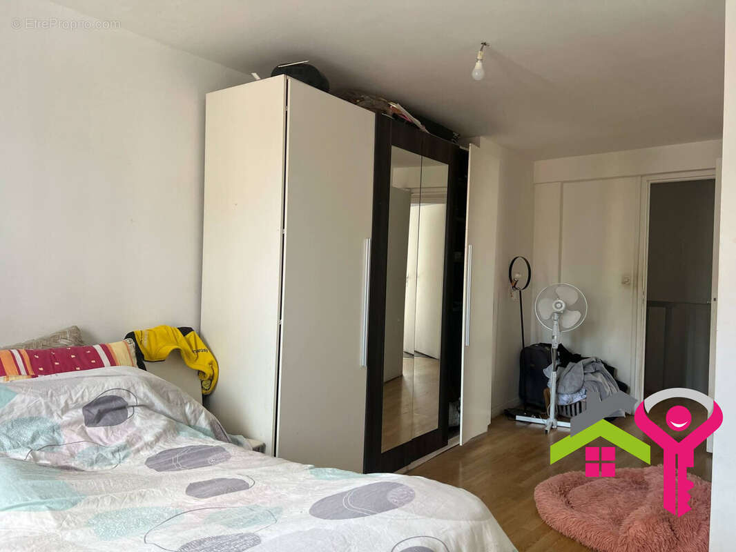 Appartement à DOUCHY-LES-MINES