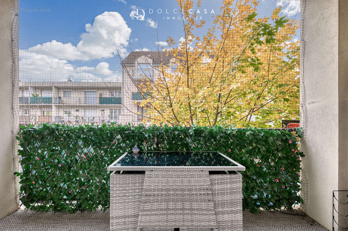 Appartement à PONTAULT-COMBAULT