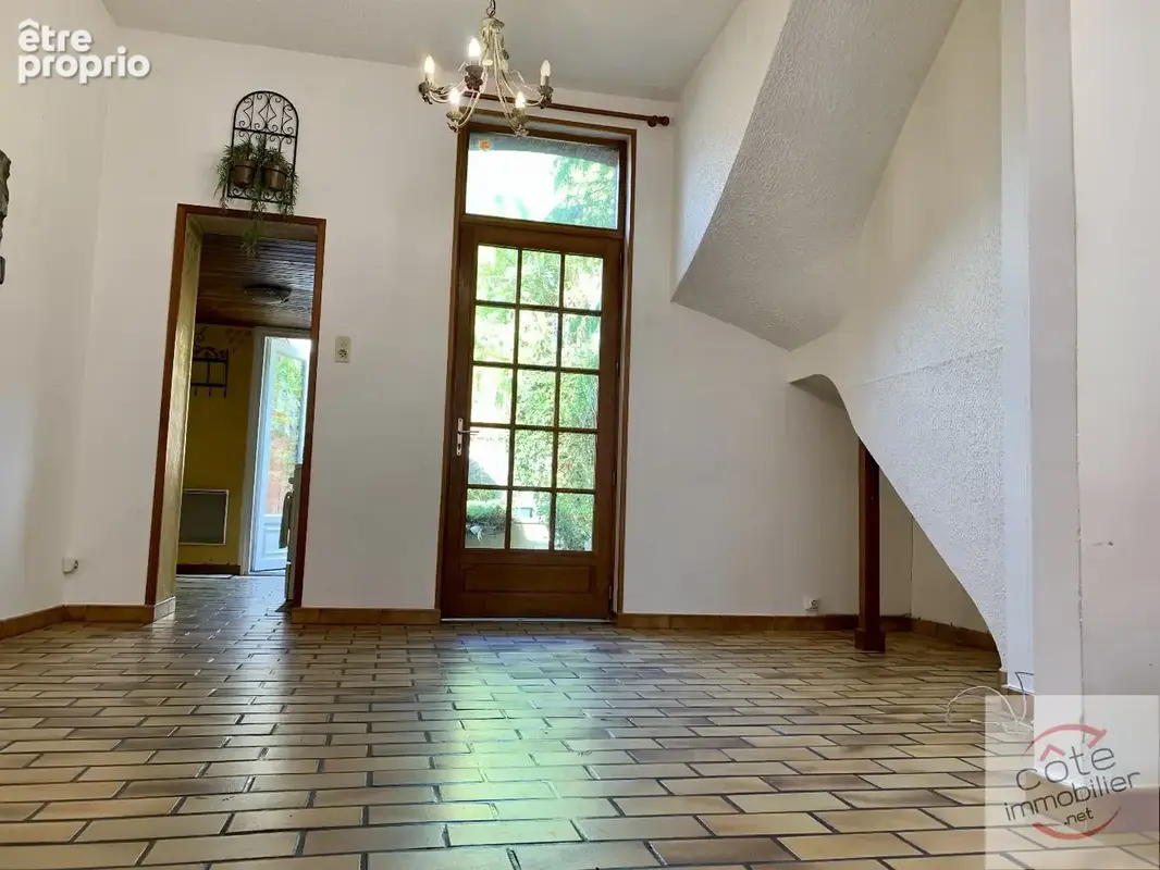 Maison 3 chambres avec jardin et dépendances - photo 3