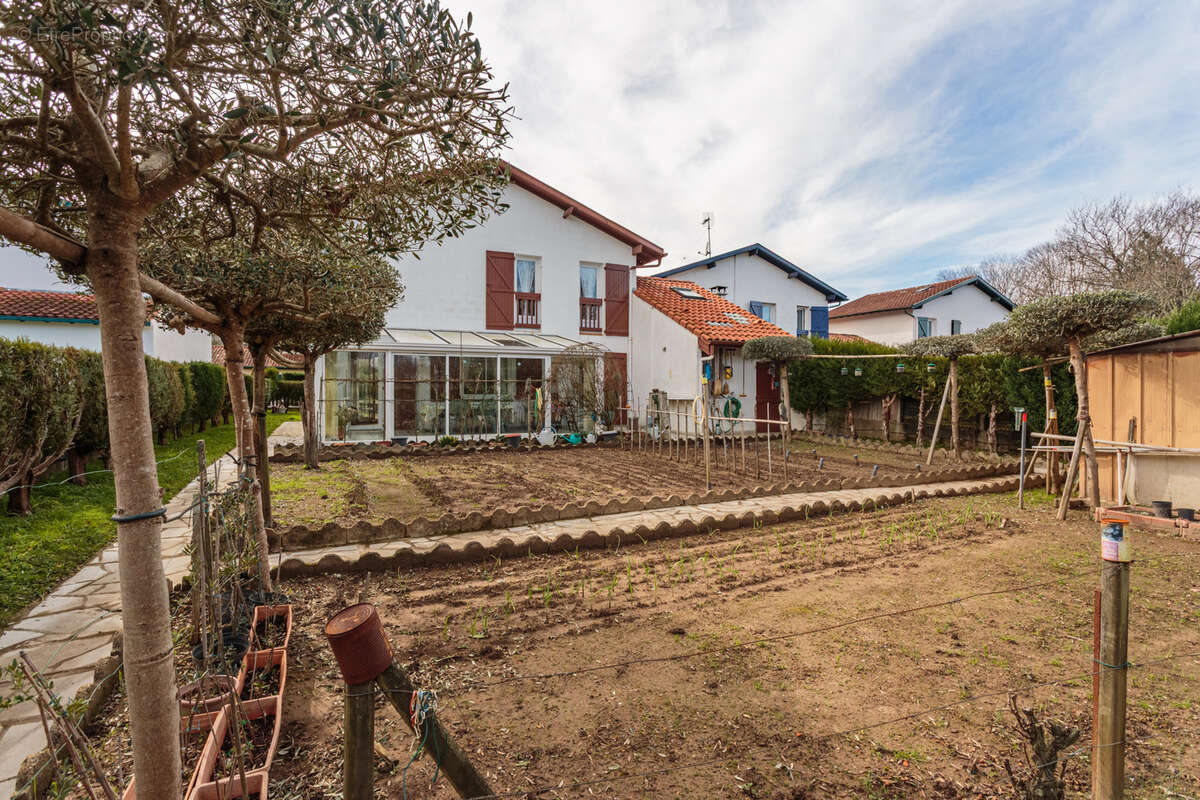 Maison à ARCANGUES