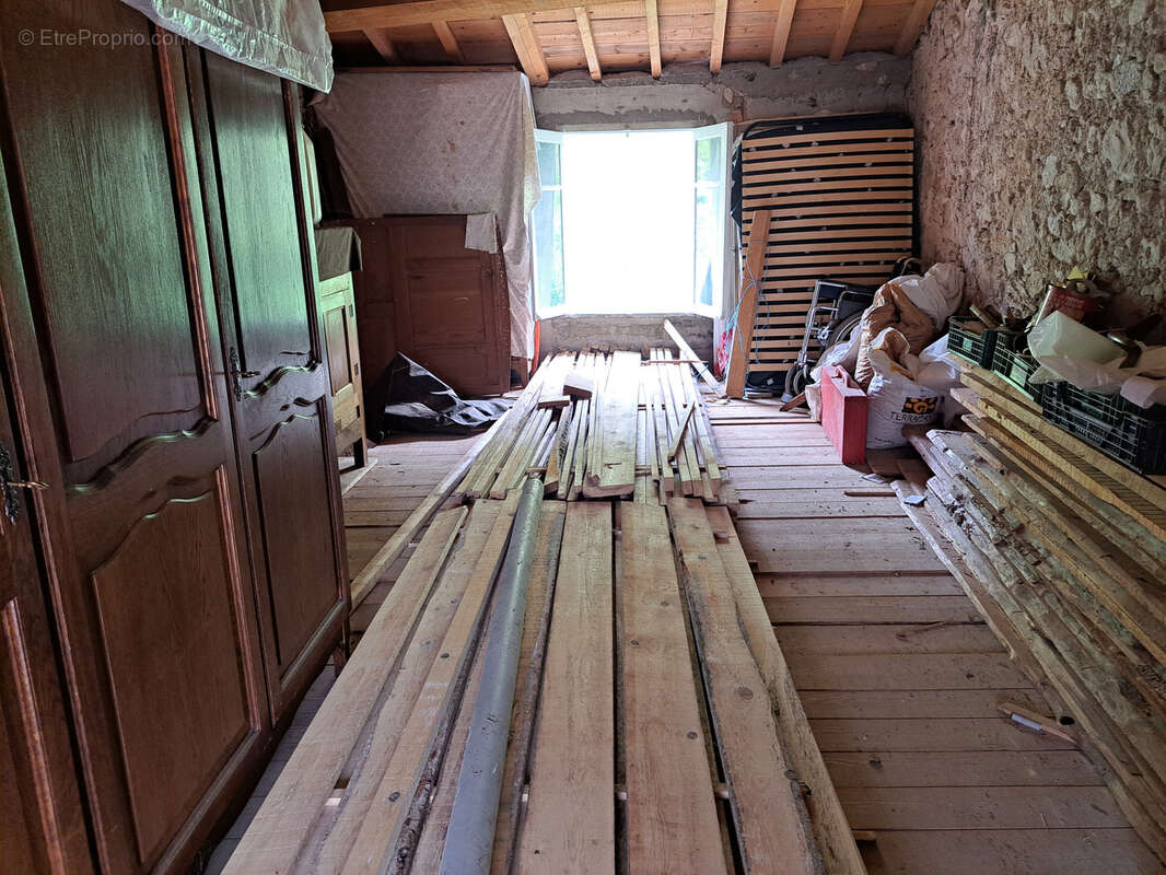 Maison avec vue dégagée et exposition plein SUD, potager et garage non attenants - photo 40