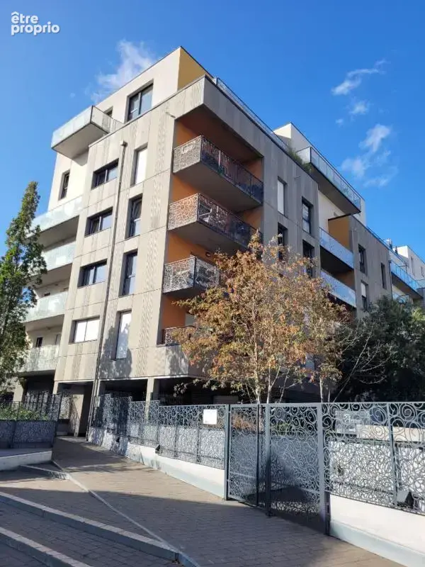 Appartement à LA MADELEINE