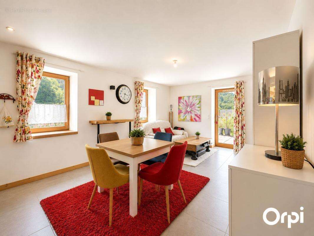 Appartement à MARNAZ