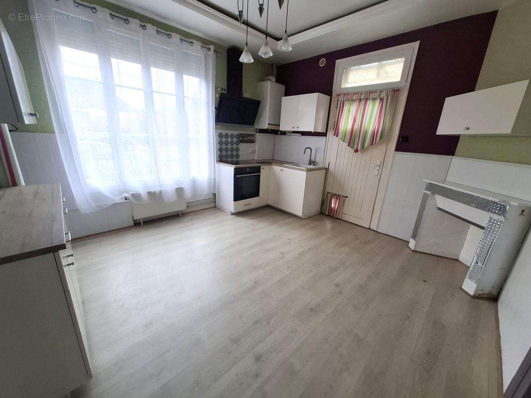 Maison à TROSLY-BREUIL