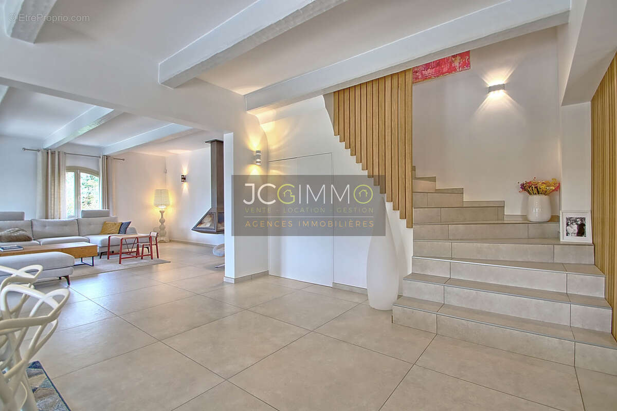Belle villa T5 au Partégal + T2 indépendant - photo 15
