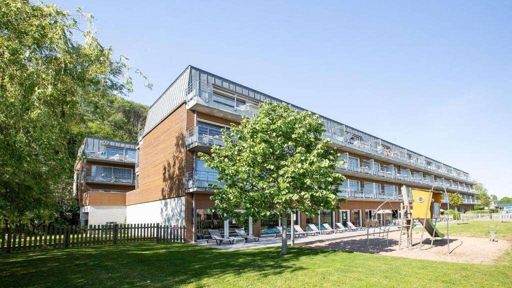 INVESTISSEMENT LOCATIF  Roz-sur-Couesnon  Résidence de Tourisme Le Domaine du Mont  7.07 % de rentabilité - photo 12