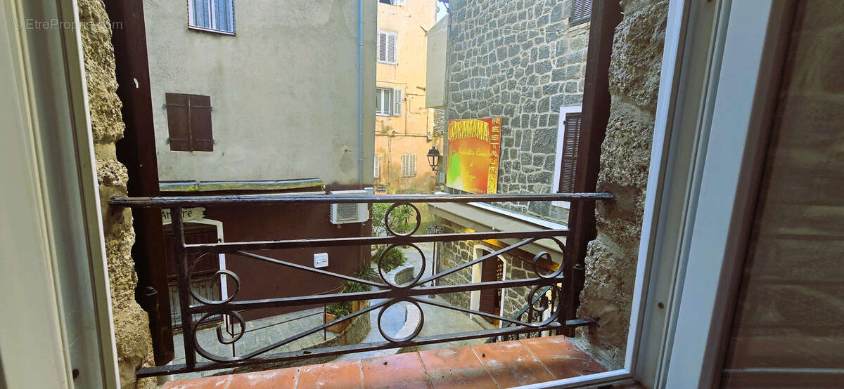 Appartement à SARTENE