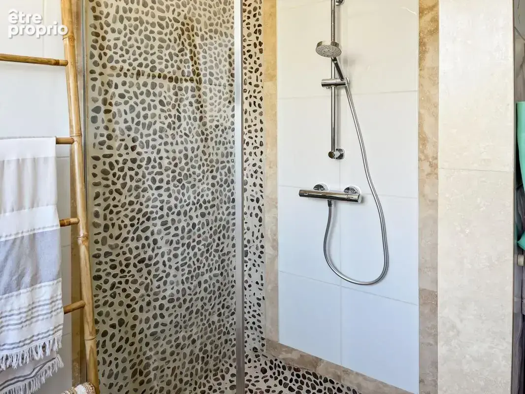 Vente superbe villa de standing à Marseillan à 5 minutes à pied du port - photo 19