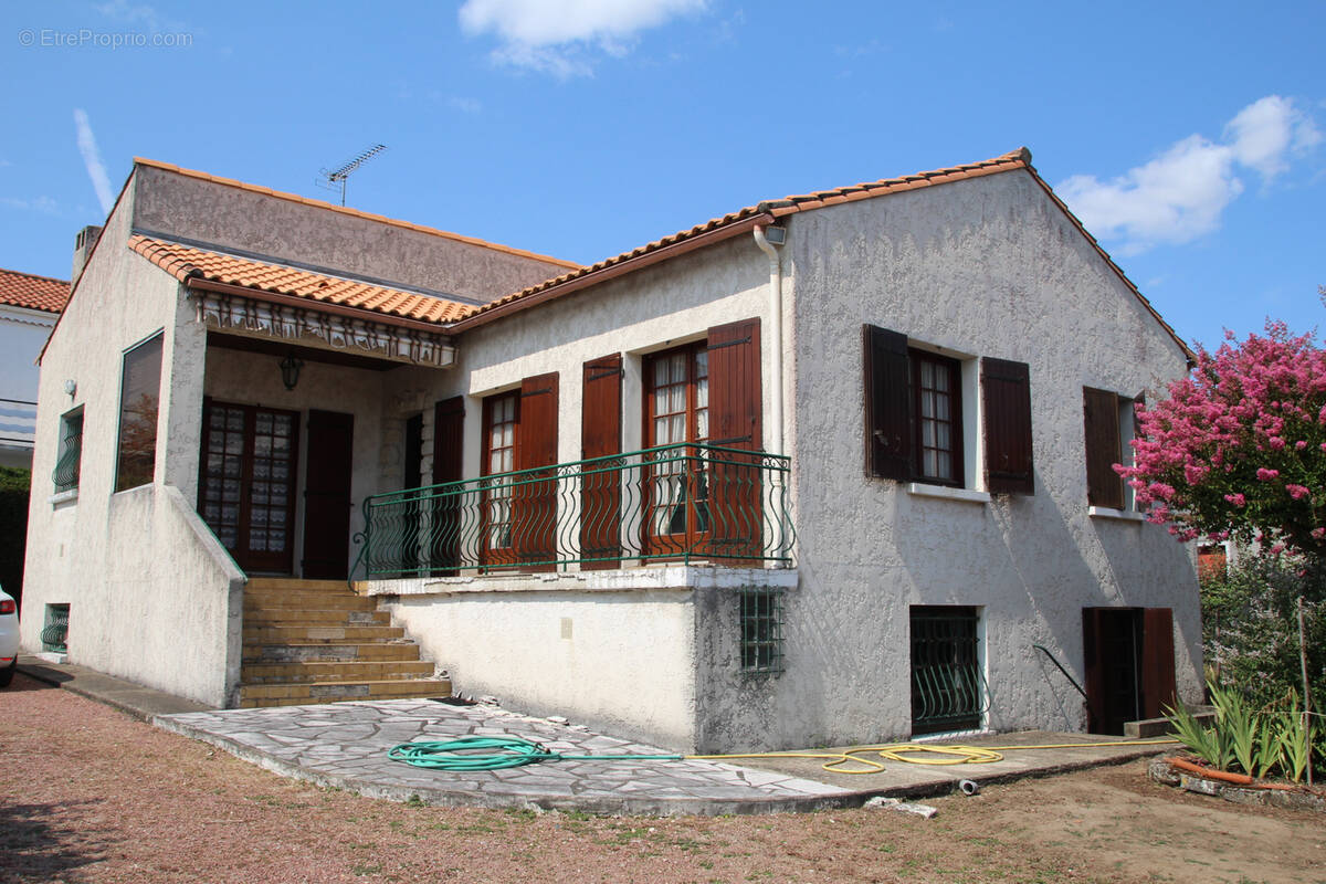 Maison à SAINT-GEORGES-DE-DIDONNE