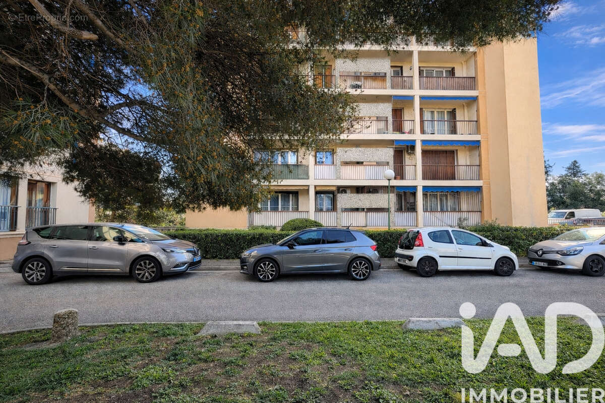 Photo 3 - Appartement à MARSEILLE-14E