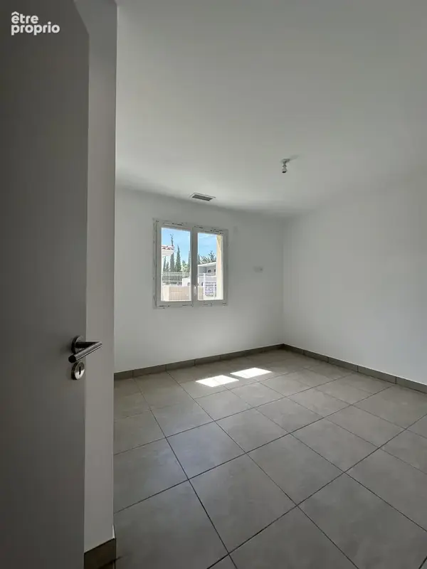 A vendre villa plain pied, 3 chambres, garage - photo 10