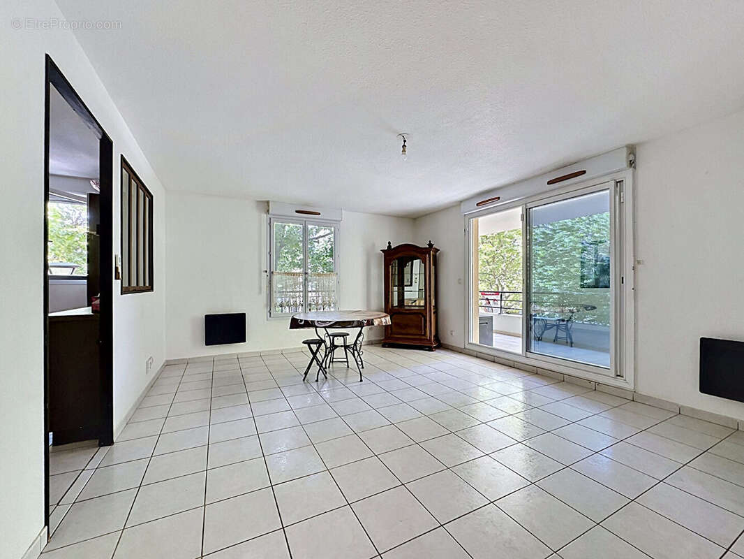 Appartement à MARSEILLE-13E