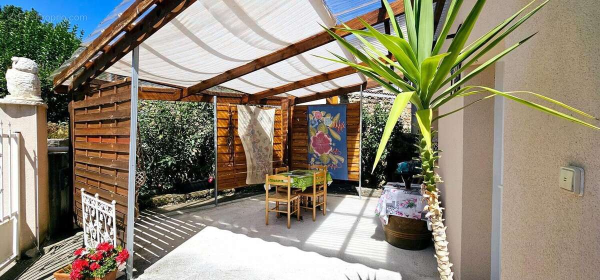 Photo 5 - Maison à SAINT-ETIENNE-SUR-USSON