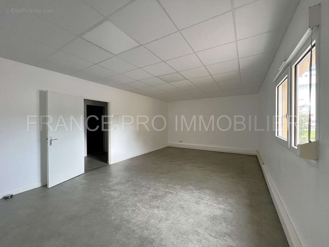 Commerce à CHERBOURG-OCTEVILLE