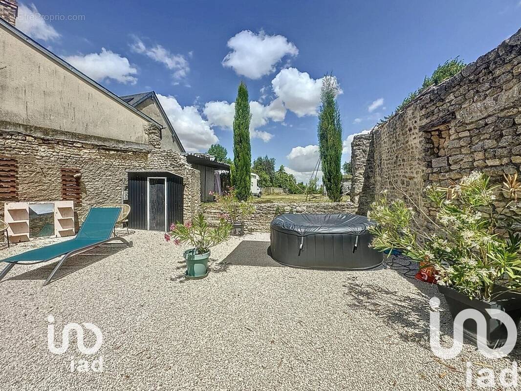 Photo 1 - Maison à OUTARVILLE