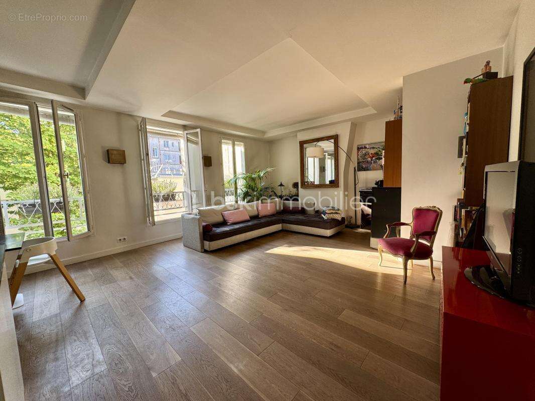 Appartement à PARIS-9E