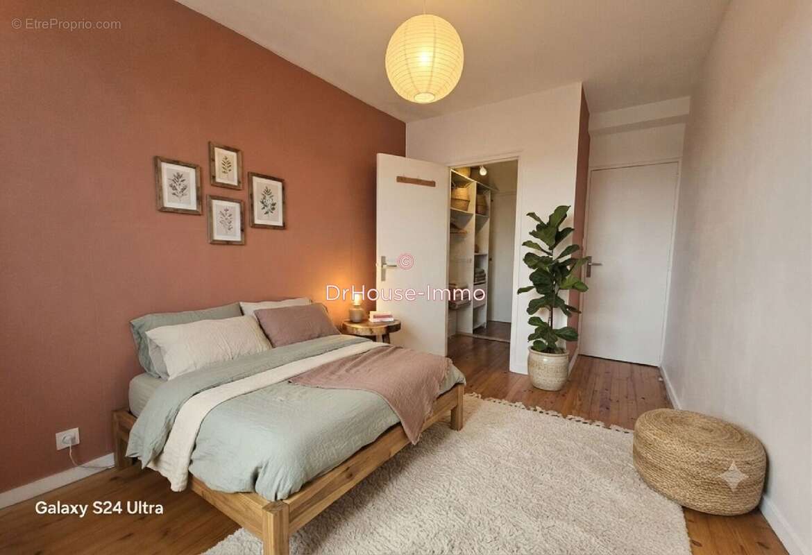 Appartement 66 m² à Unieux  - photo 4