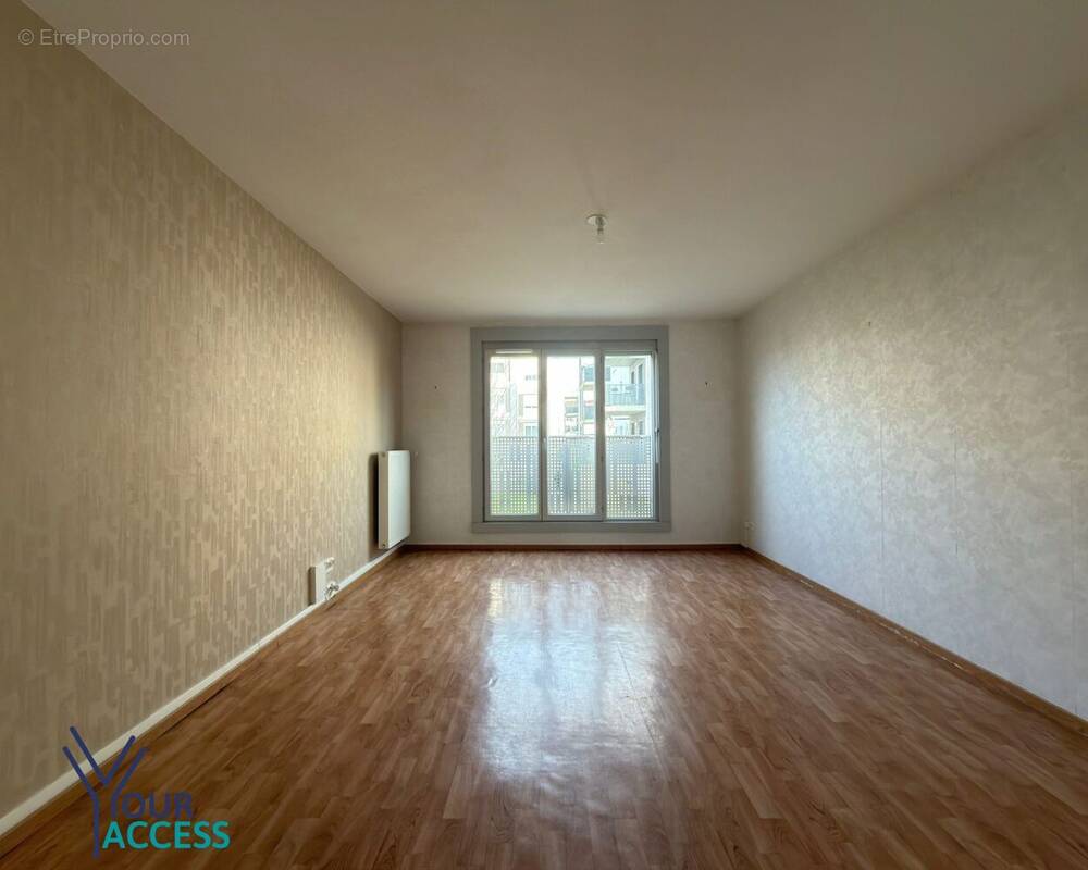 Appartement à DECINES-CHARPIEU