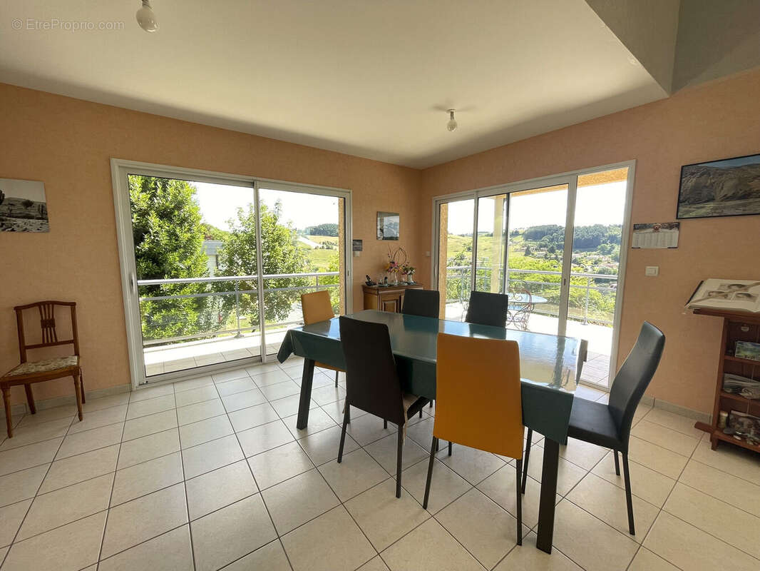 Photo 6 - Maison à AMPLEPUIS