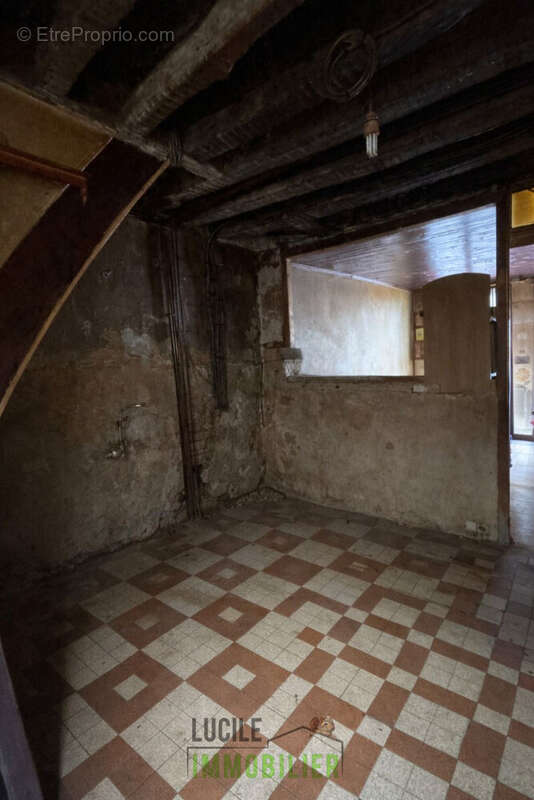 Maison de 50m² à renover 3 - Maison à CLERMONT