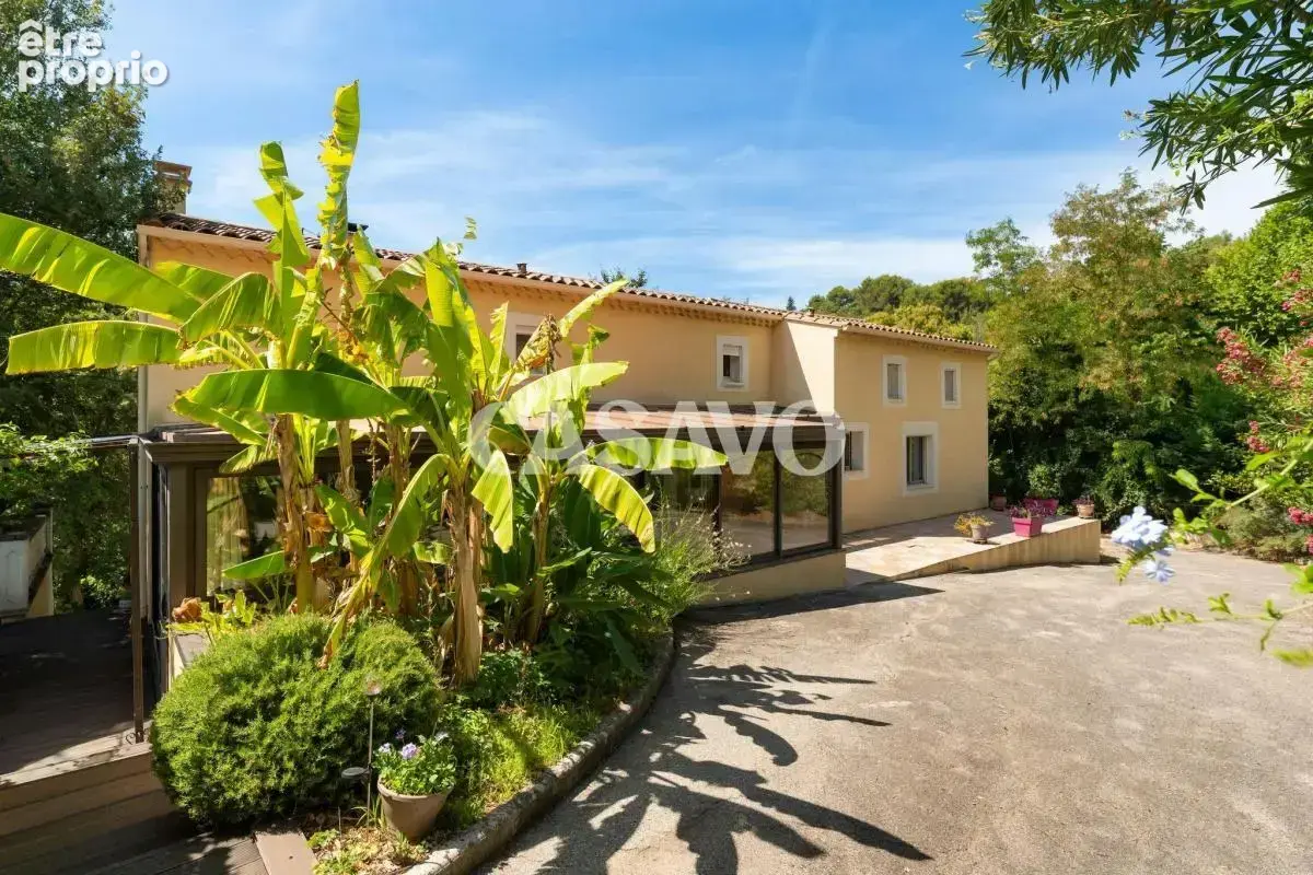 Vente Maison 6 pièces de 210m² - 13090 Éguilles - photo 2