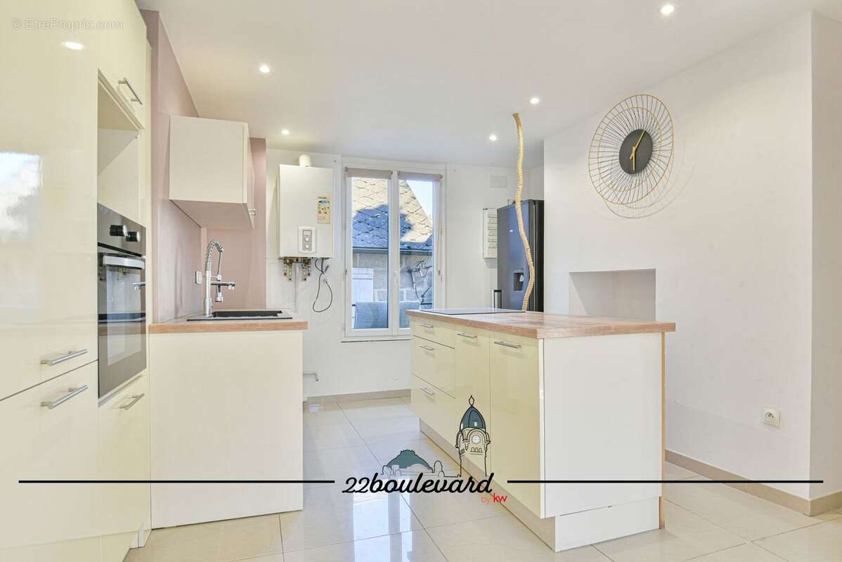 Appartement à BRIVE-LA-GAILLARDE