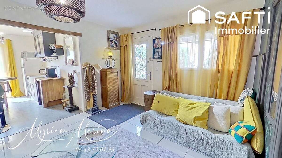 Photo 2 - Appartement à FREJUS