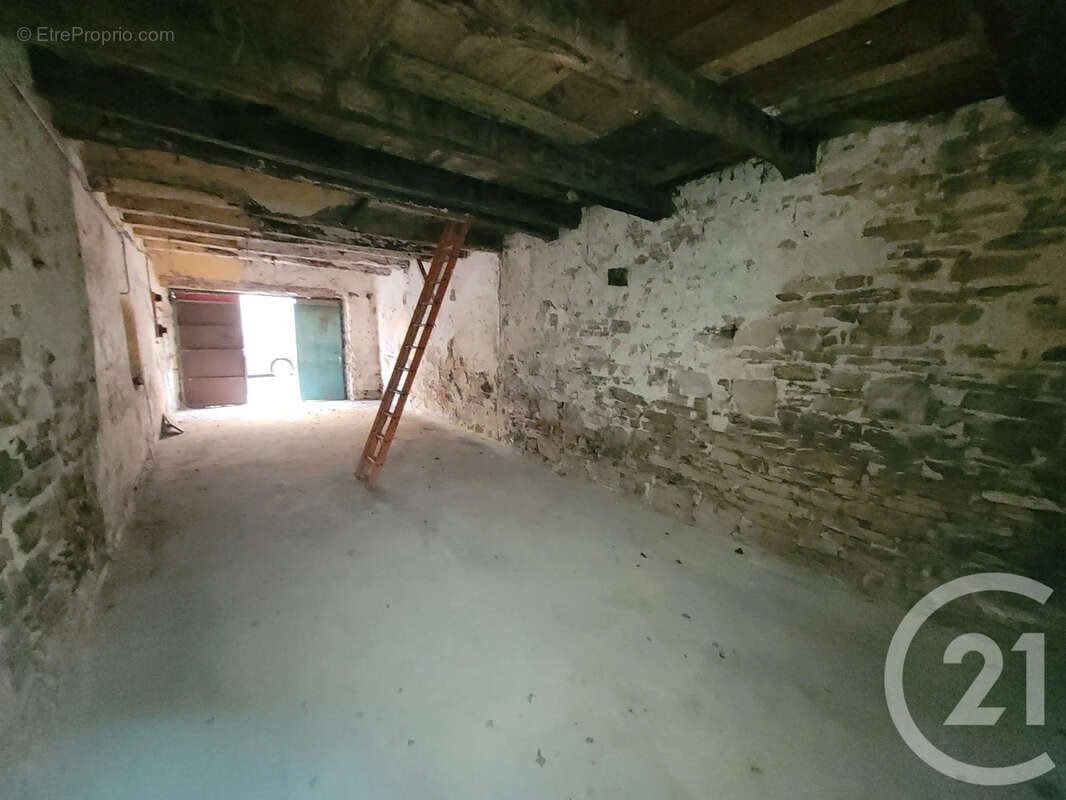 Maison à LES CABANNES