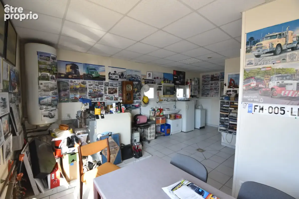 Bâtiment industriel en viager occupé à Gueugnon par Monsieur 71 ans - photo 16