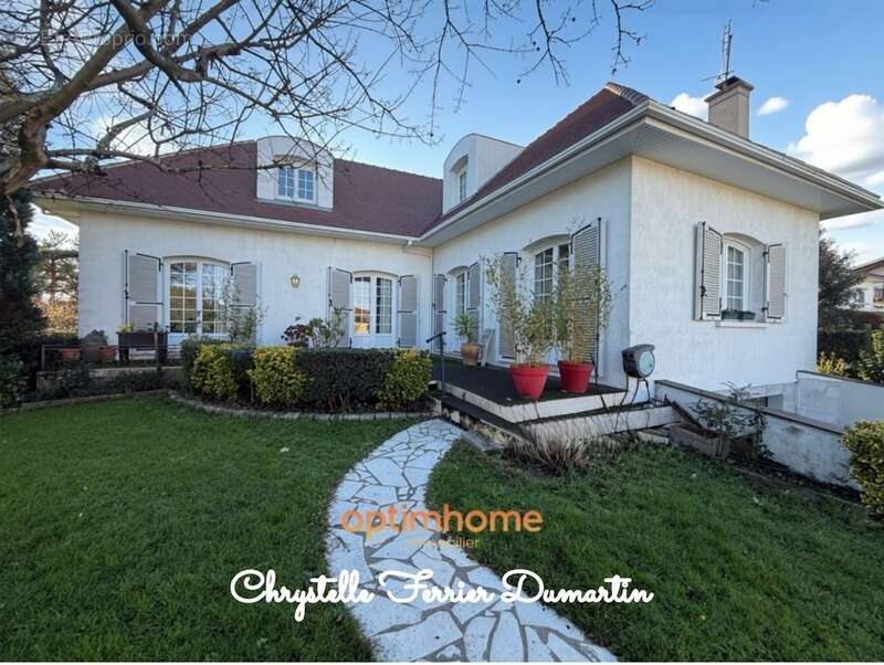 Maison à CARBON-BLANC