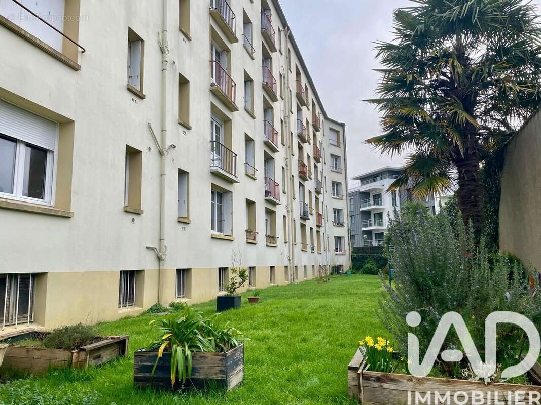 Appartement 71 m² à Quimper  - photo 4