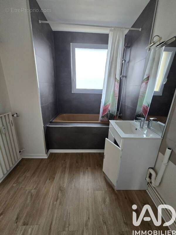 Photo 3 - Appartement à ETAMPES-SUR-MARNE